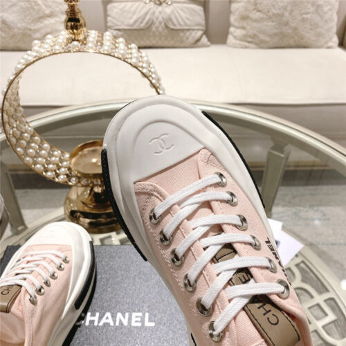 High Quality Luxury Chanel Early Spring New Canvas Shoes – Style 07846 product detail