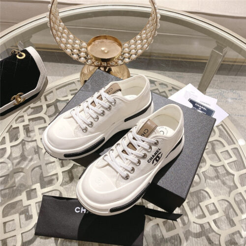 High Quality Luxury Chanel Early Spring New Canvas Shoes