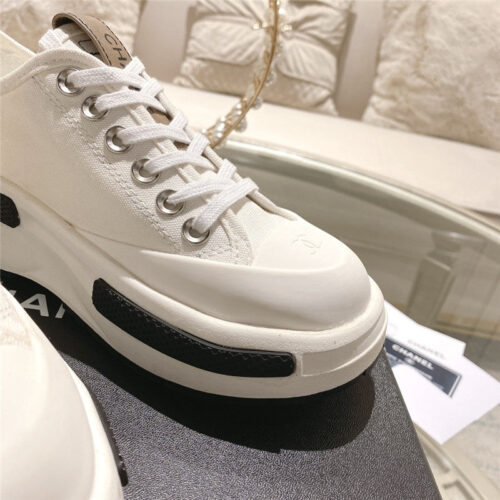 High Quality Luxury Chanel Early Spring New Canvas Shoes product detail