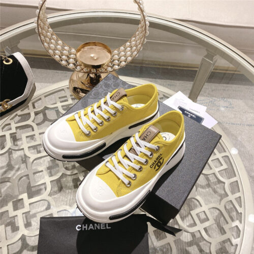 High Quality Luxury Chanel Early Spring New Canvas Shoes – Style 01062 alternate view