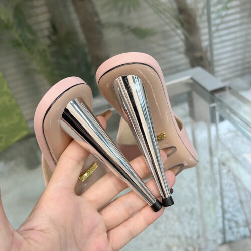 High Quality Luxury Gucci Early Spring New Sandals – Style 26611 product detail