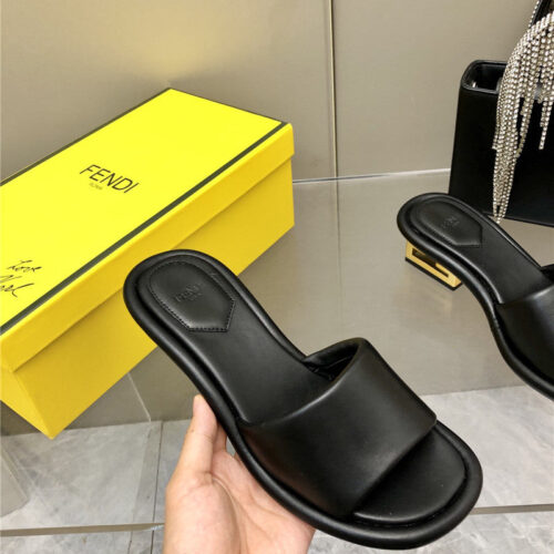 High Quality Luxury Fendi FF Chunky Heel Slippers product detail