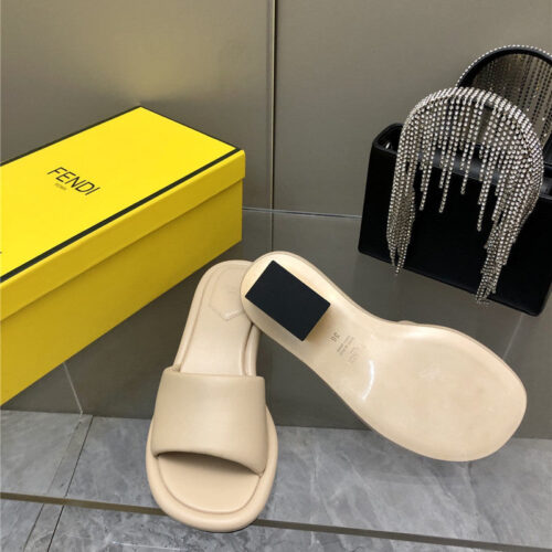 High Quality Luxury Fendi FF Chunky Heel Slippers – Style 24979 product detail