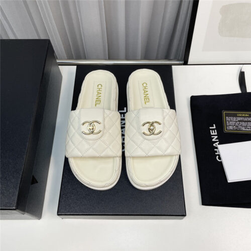 High Quality Luxury Chanel Rhombus Cc Logo Platform Slippers alternate view