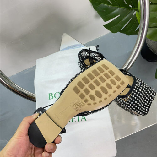 High Quality Luxury Bottega Veneta New Mesh Diamond Roman Series Sandals – Style 70438 product detail