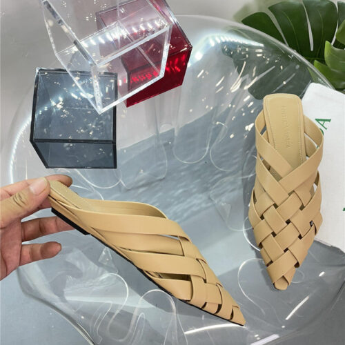 High Quality Luxury Bottega Veneta Square Toe Flat Woven Slides – Style 03078 alternate view