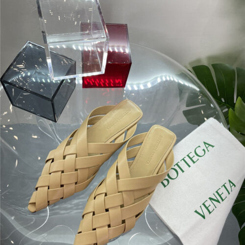 High Quality Luxury Bottega Veneta Square Toe Flat Woven Slides – Style 03078