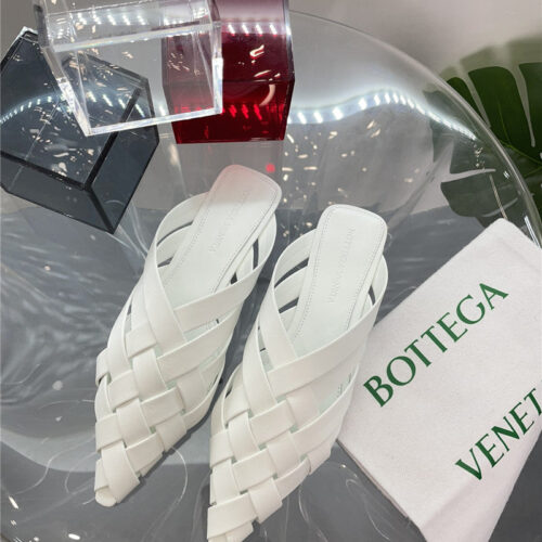 High Quality Luxury Bottega Veneta Square Toe Flat Woven Slides – Style 72006