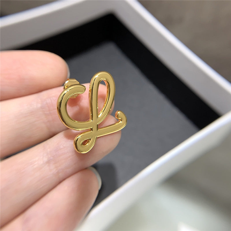 High Quality Luxury Loewe Classic Fashionable Logo Earrings product detail