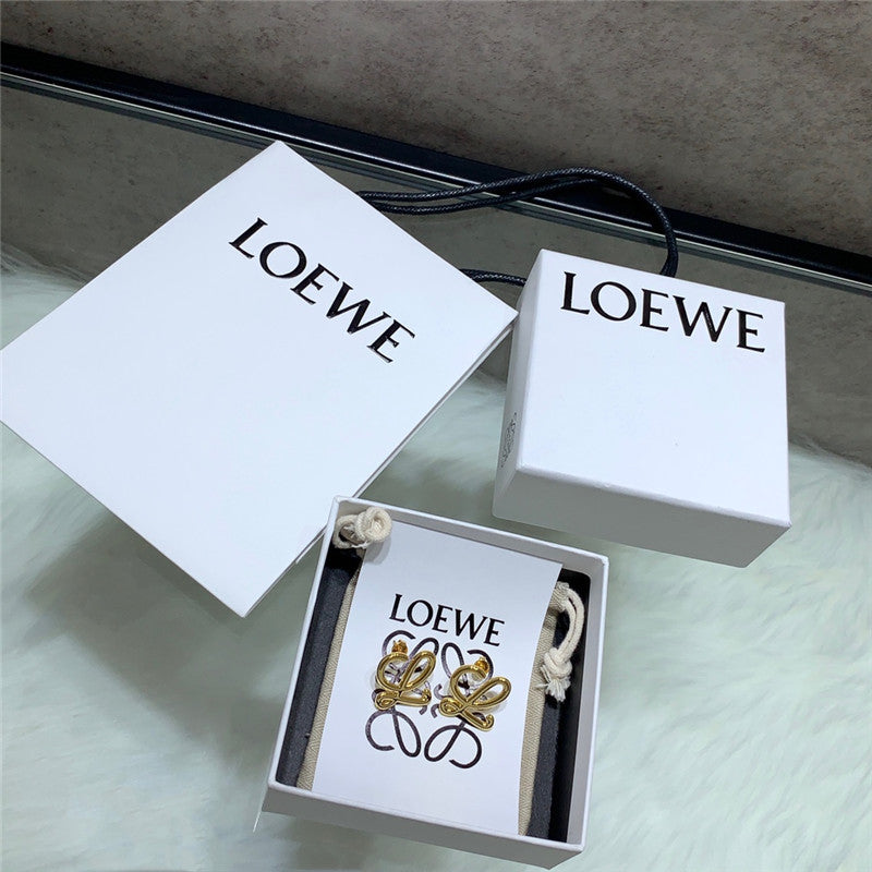 High Quality Luxury Loewe Classic Fashionable Logo Earrings product detail
