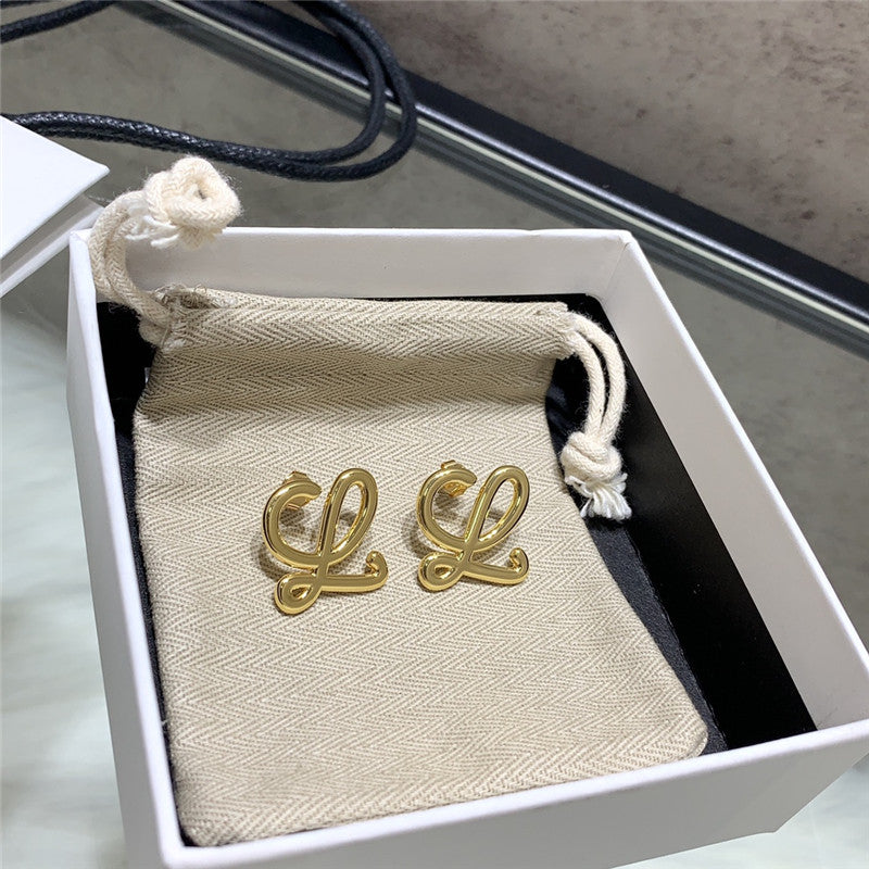 High Quality Luxury Loewe Classic Fashionable Logo Earrings