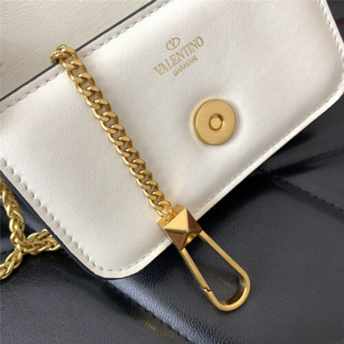 High Quality Luxury Valentino V Logo Leather Bag – Style 03868 product detail