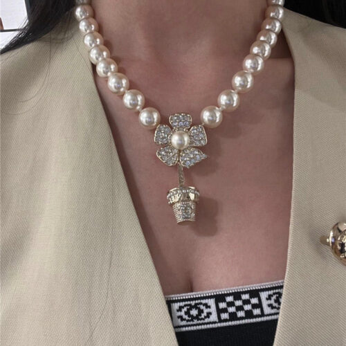 High Quality Luxury Chanel Jerne alternate view
