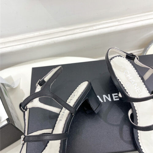 High Quality Luxury Chanel Counter Catwalk Style Chain Sandals product detail