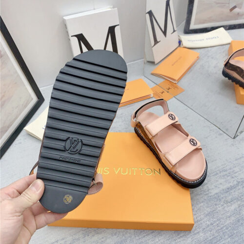 High Quality Luxury Louis Vuitton Archlight Beach Sandals – Style 73955 product detail