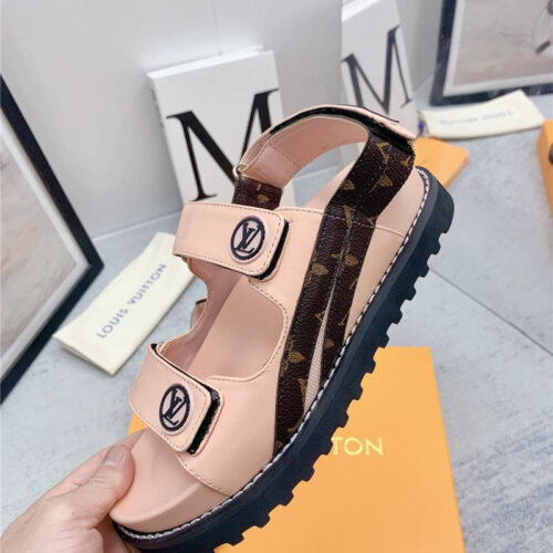High Quality Luxury Louis Vuitton Archlight Beach Sandals – Style 73955 product detail