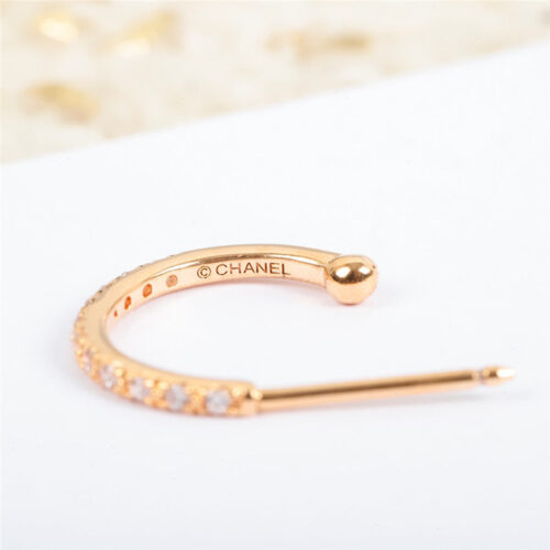 High Quality Luxury Chanel Mountain Camellia Ear Buckle product detail