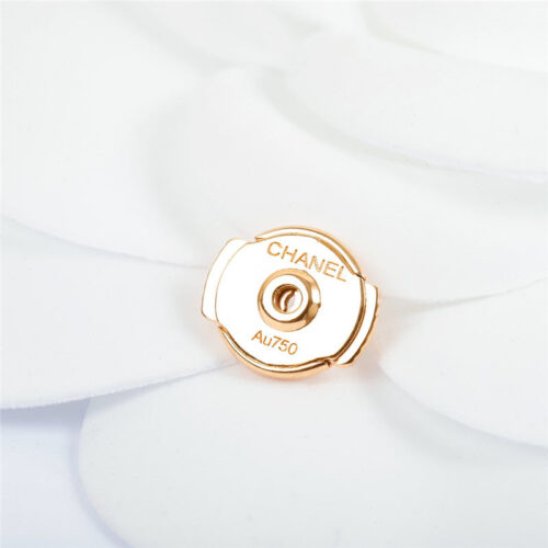 High Quality Luxury Chanel Mountain Camellia Ear Buckle product detail