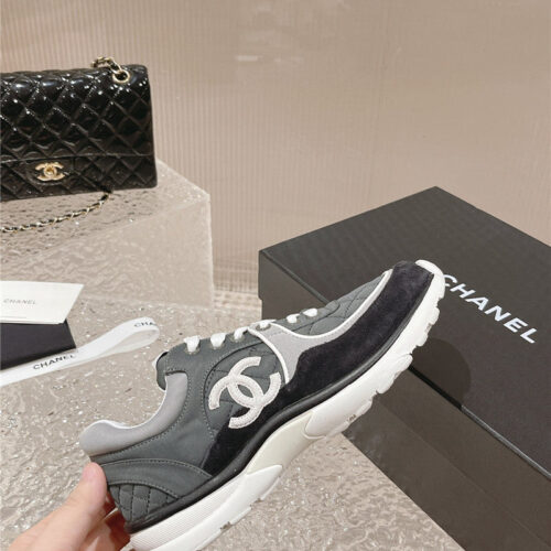 High Quality Luxury Chanel Explosive New Color Sneakers – Style 36006 product detail