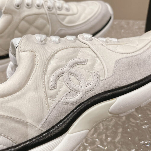 High Quality Luxury Chanel Explosive New Color Sneakers – Style 04934 product detail