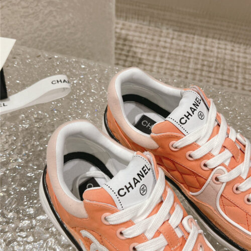 High Quality Luxury Chanel Explosive New Color Sneakers product detail
