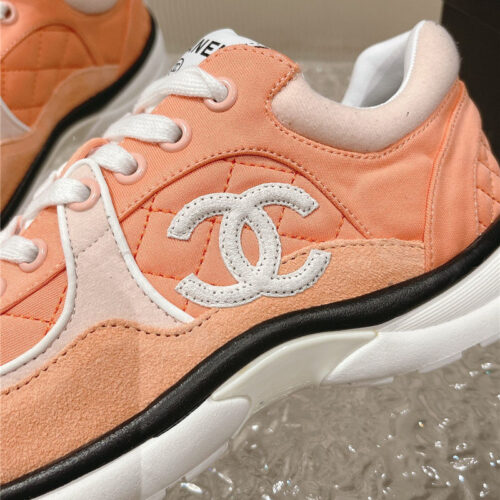 High Quality Luxury Chanel Explosive New Color Sneakers product detail