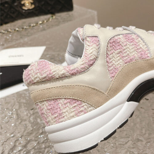 High Quality Luxury Chanel Explosive New Color Sneakers – Style 75558 product detail