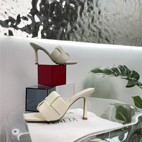 High Quality Luxury Bottega Veneta Windmill Cube Slippers product detail