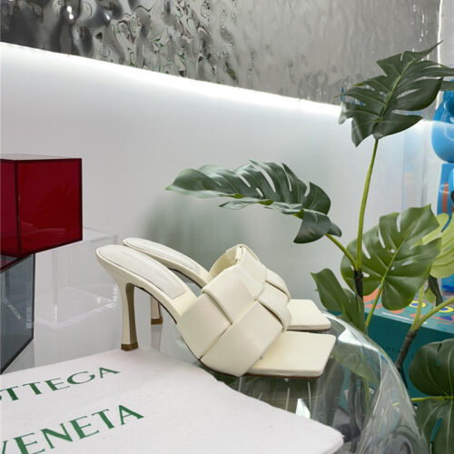 High Quality Luxury Bottega Veneta Windmill Cube Slippers product detail