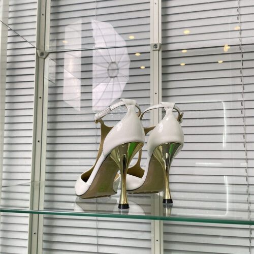 High Quality Luxury Bottega Veneta High-Heeled New Pointed Shoes – Style 13990 product detail