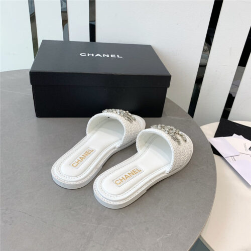 High Quality Luxury Chanel Rhinestone Double C Artificial Woven Sandals And Slippers product detail