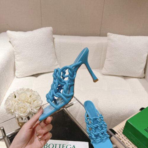 High Quality Luxury Bottega Veneta Handwoven Sandals – Style 37798 product detail