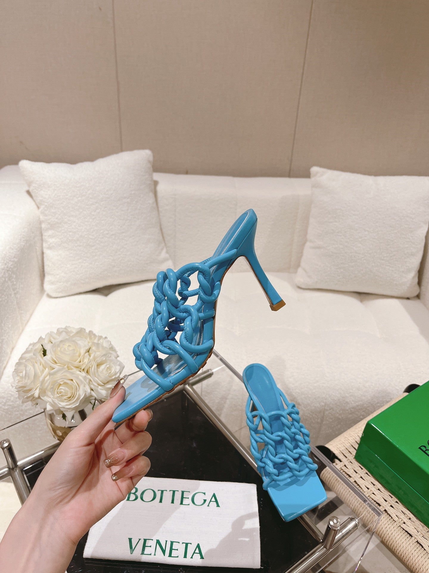 High Quality Luxury Bottega Veneta Handwoven Sandals – Style 37798 product detail