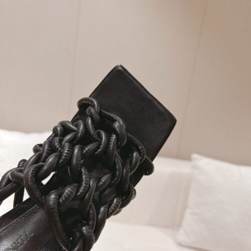 High Quality Luxury Bottega Veneta Handwoven Sandals – Style 36102 product detail