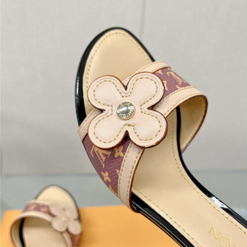 High Quality Luxury Louis Vuitton Sunflower Slippers – Style 83875 product detail