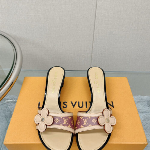 High Quality Luxury Louis Vuitton Sunflower Slippers – Style 83875 product detail