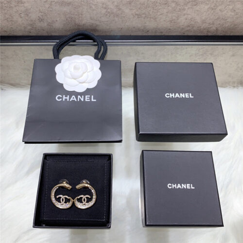 High Quality Luxury Chanel Double C Earrings – Style 49838 product detail