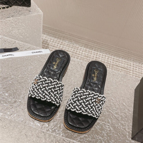 High Quality Luxury Chanel New Hand-Stitched Bead Decoration Slippers – Style 96742 product detail