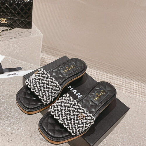 High Quality Luxury Chanel New Hand-Stitched Bead Decoration Slippers – Style 96742 product detail