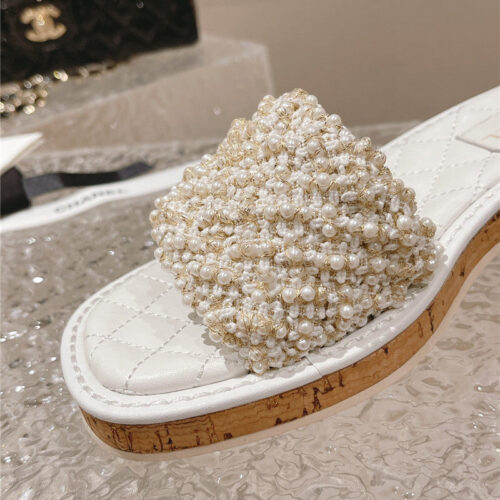 High Quality Luxury Chanel New Hand-Stitched Bead Decoration Slippers – Style 67366 product detail
