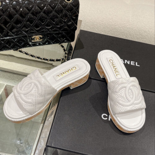 High Quality Luxury Chanel New Wooden Heel Slippers – Style 66790 product detail