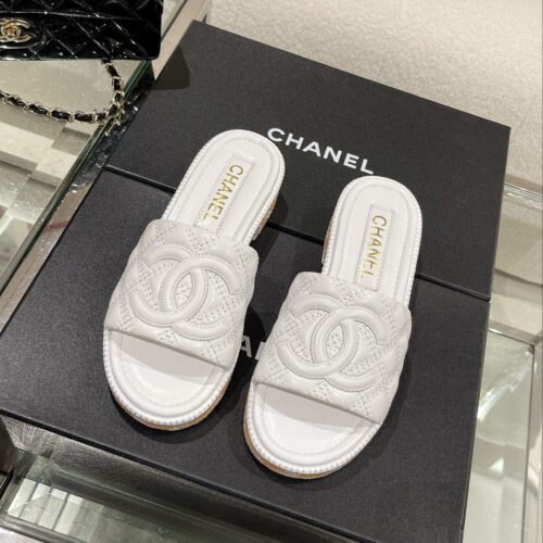 High Quality Luxury Chanel New Wooden Heel Slippers – Style 66790 product detail