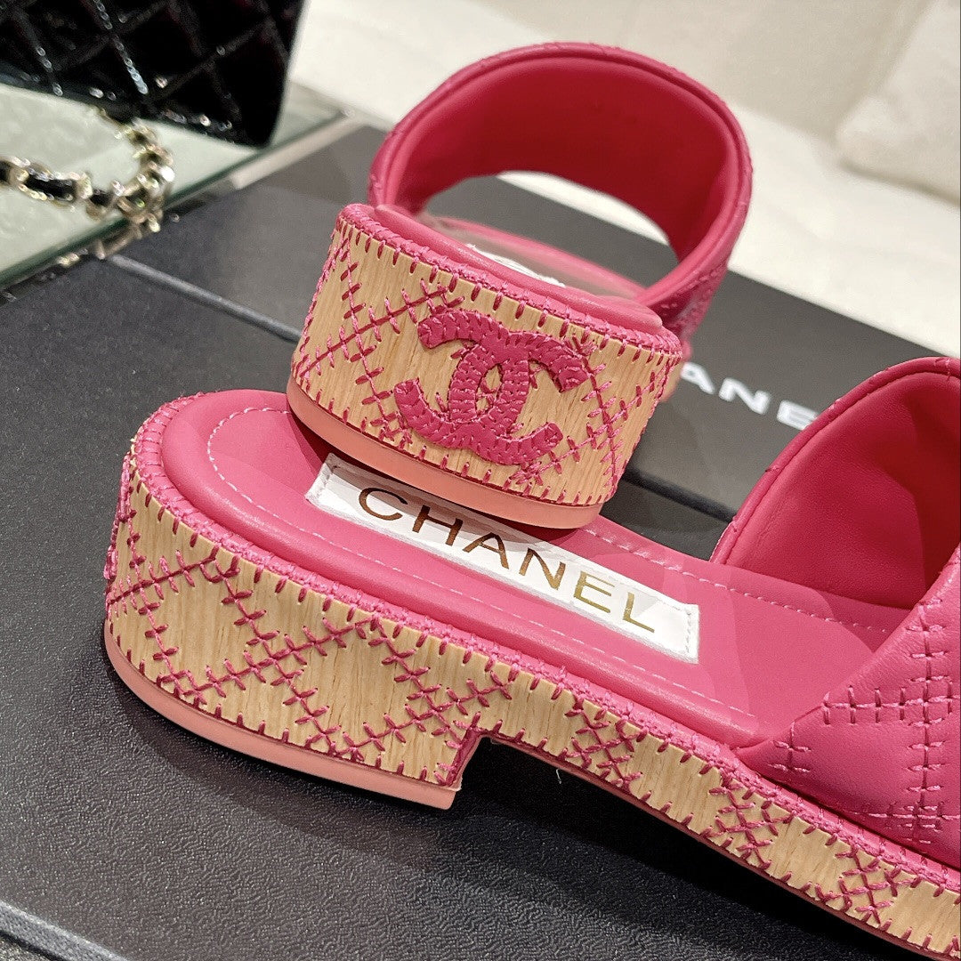 High Quality Luxury Chanel New Wooden Heel Slippers – Style 65094 product detail