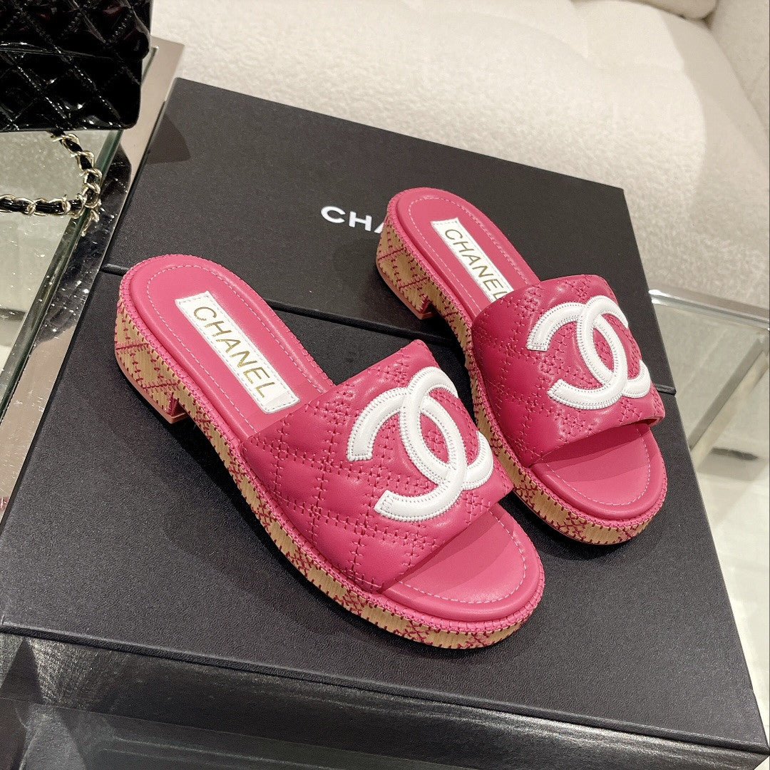 High Quality Luxury Chanel New Wooden Heel Slippers – Style 65094