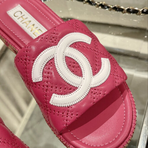 High Quality Luxury Chanel New Wooden Heel Slippers – Style 65094 product detail
