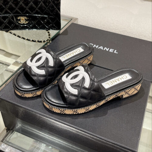 High Quality Luxury Chanel New Wooden Heel Slippers – Style 94470 alternate view