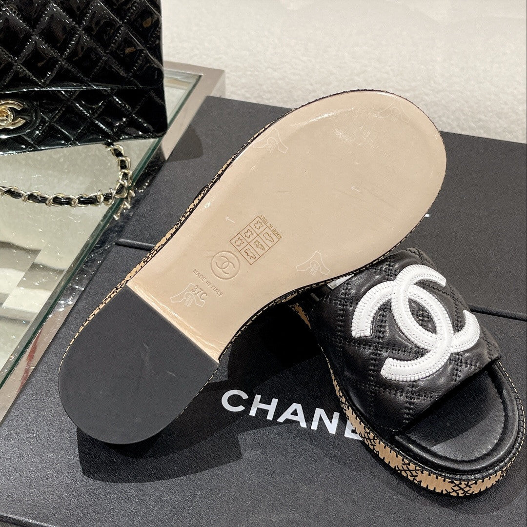 High Quality Luxury Chanel New Wooden Heel Slippers – Style 94470 product detail