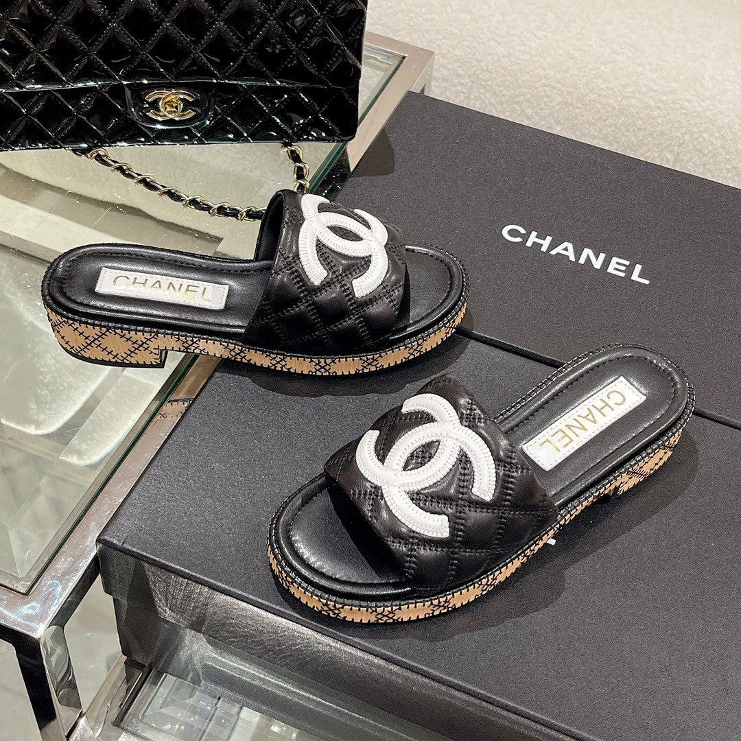 High Quality Luxury Chanel New Wooden Heel Slippers – Style 94470 product detail