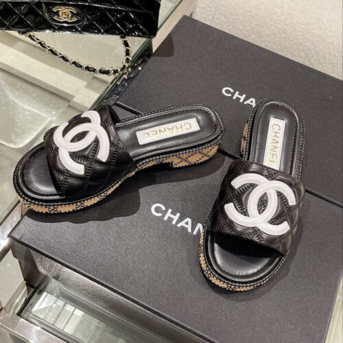 High Quality Luxury Chanel New Wooden Heel Slippers – Style 94470 product detail