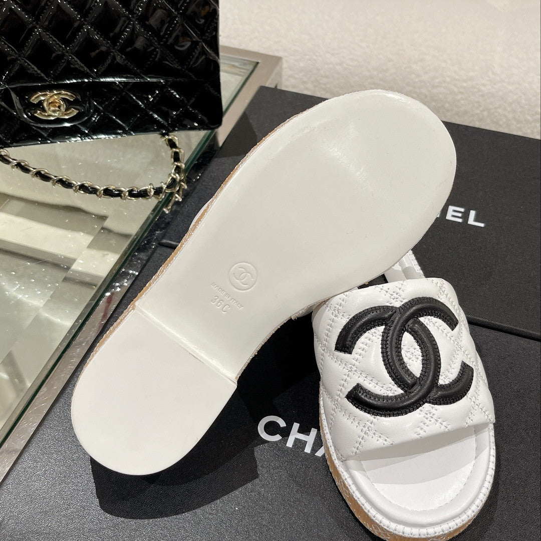 High Quality Luxury Chanel New Wooden Heel Slippers – Style 96166 product detail